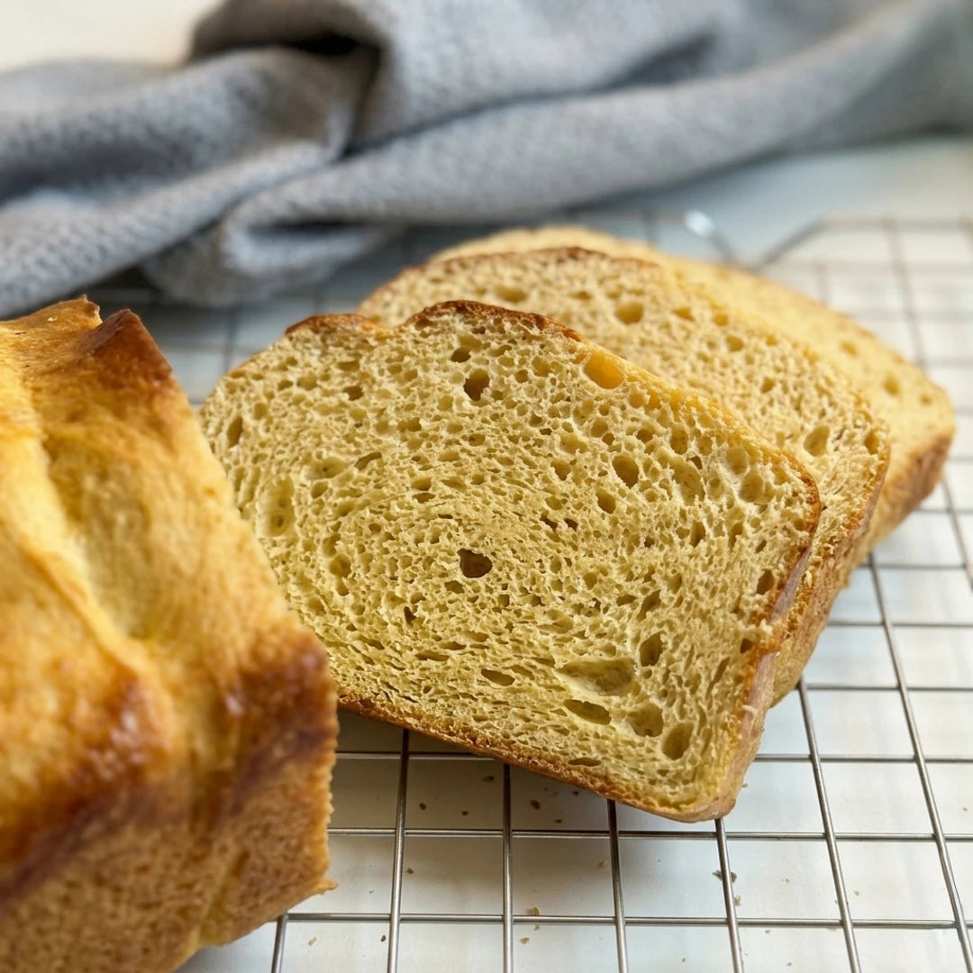 Fibriya Brotlaib mit cremigem Quark